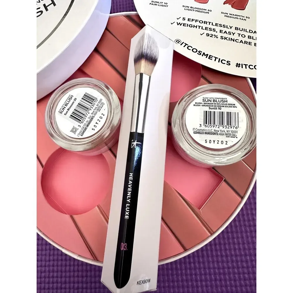 New It Cosmetics Glow With Confidence Sun Blush Kit 2 Blushes Luxe Brush